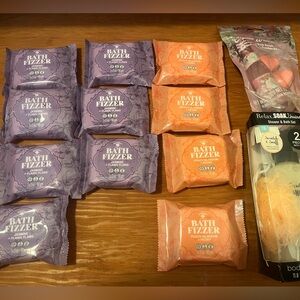Bath bomb/shower care bundle